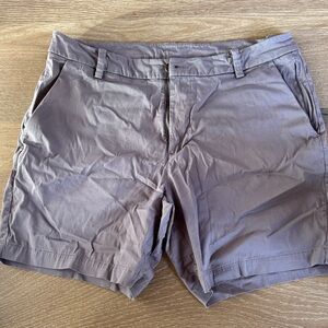lululemon athletica Men's Grey Flat Front Shorts
